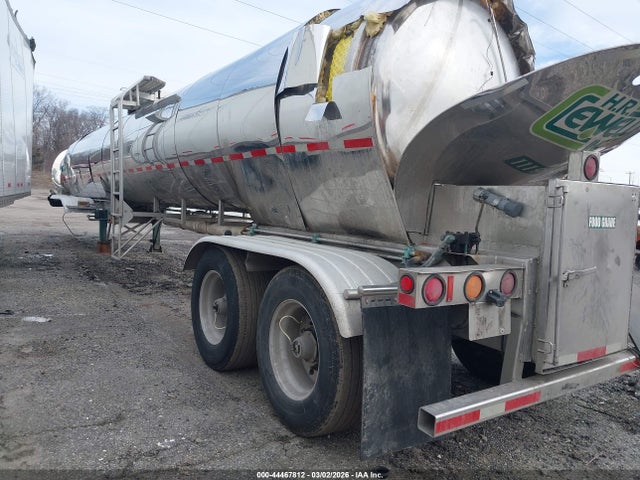 Salvage Stainless Tank & Equipme Tank Trailer Image
