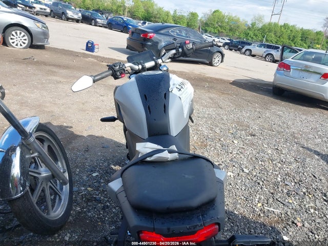 Yamaha Mtn690