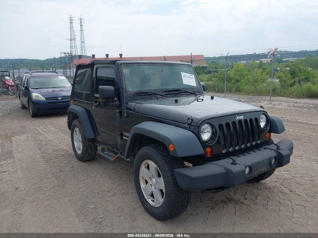 Salvage Jeep Wrangler Image