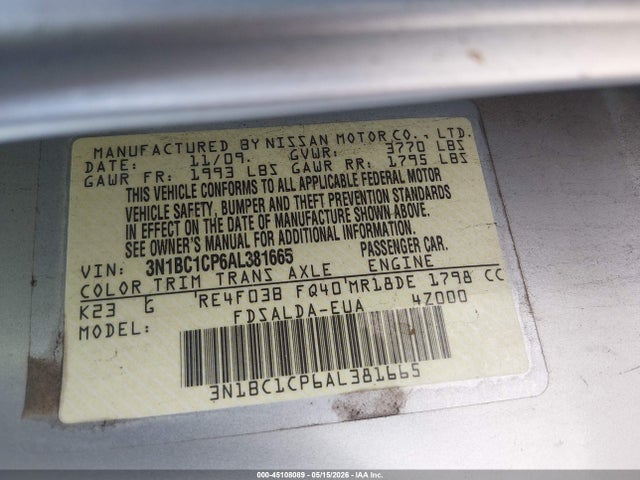 Nissan Versa 1.8s