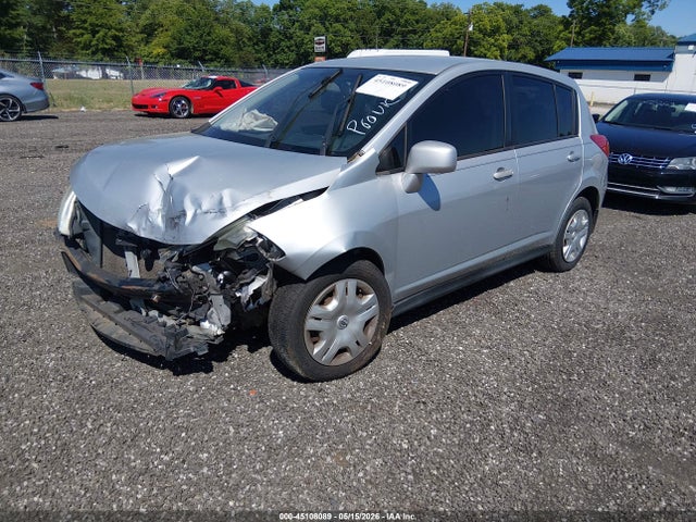 Nissan Versa 1.8s