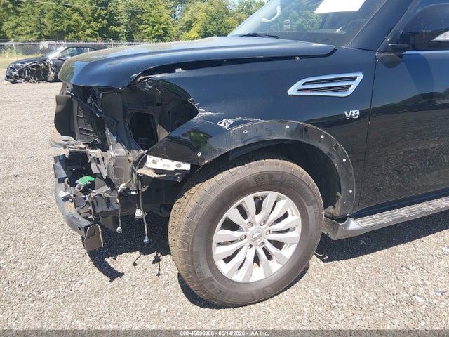 Nissan Armada Sv