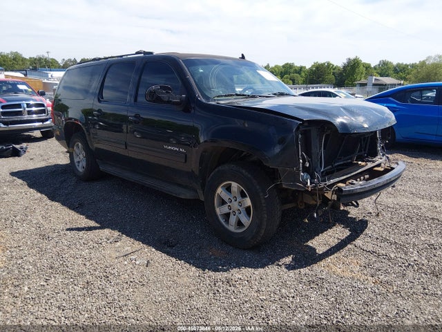 Salvage GMC Yukon Image