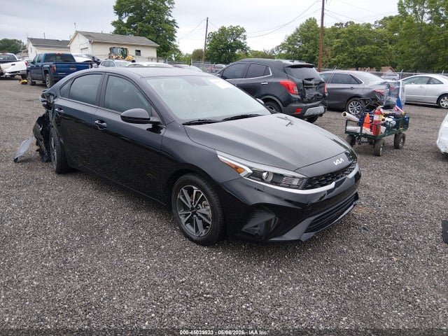 Salvage Kia Forte Image