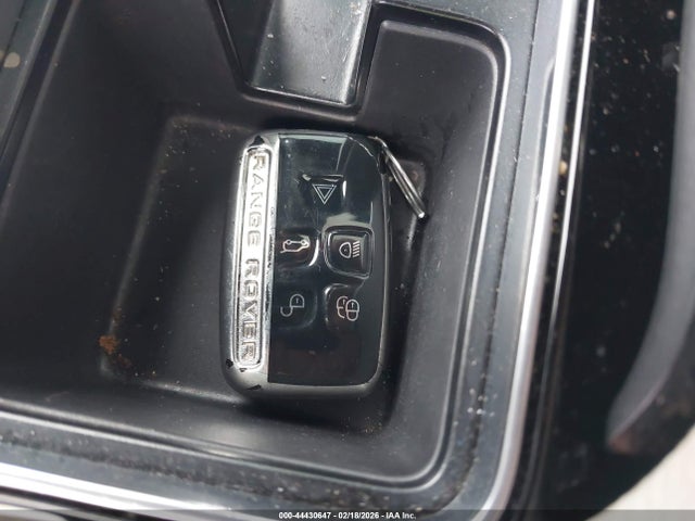 Land Rover Range Rover Velar P250 R-dynamic S