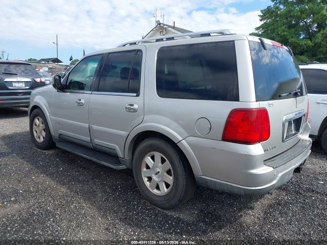 Lincoln Navigator