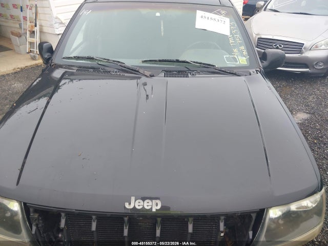 Jeep Grand Cherokee Laredo