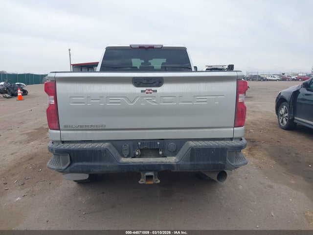 Chevrolet Silverado 3500 4wd  Standard Bed Wt