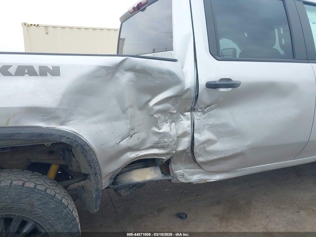 Chevrolet Silverado 3500 4wd  Standard Bed Wt