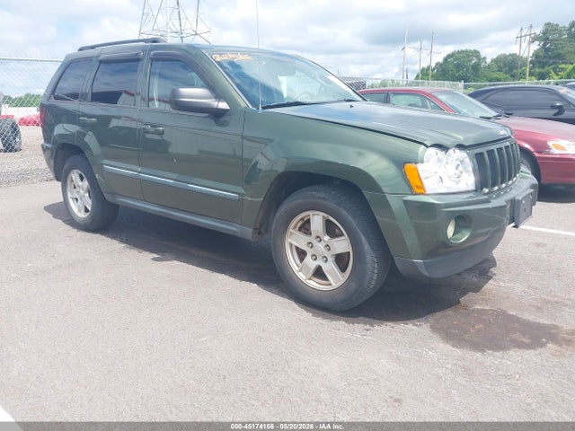 Salvage Jeep Grand Cherokee Image