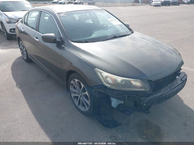 Salvage Honda Accord Image
