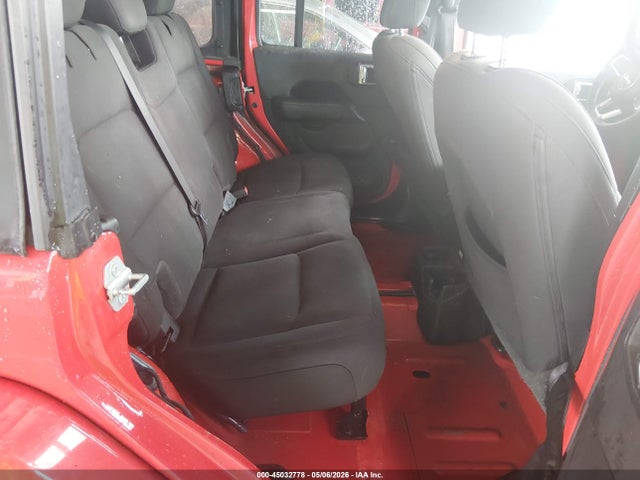Jeep Wrangler Sahara 4x4