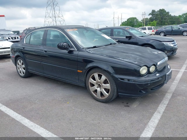 Salvage Jaguar X-Type Image