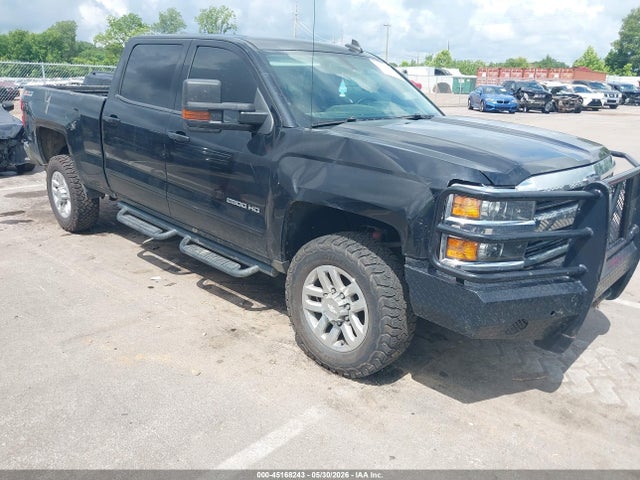 Salvage Chevrolet Silverado 2500 Image