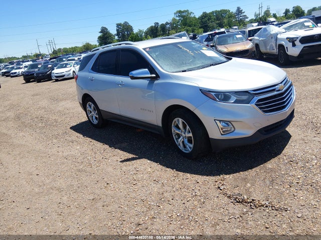 Salvage Chevrolet Equinox Image