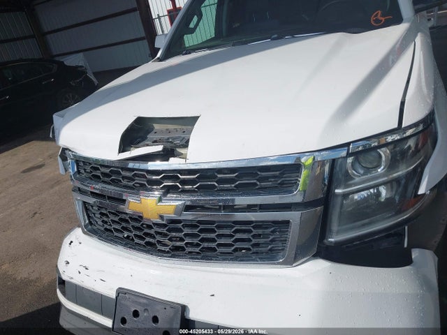 Chevrolet Suburban Lt