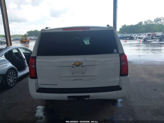 Chevrolet Suburban Lt