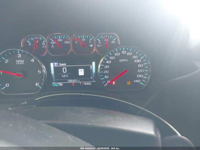 Chevrolet Suburban Lt
