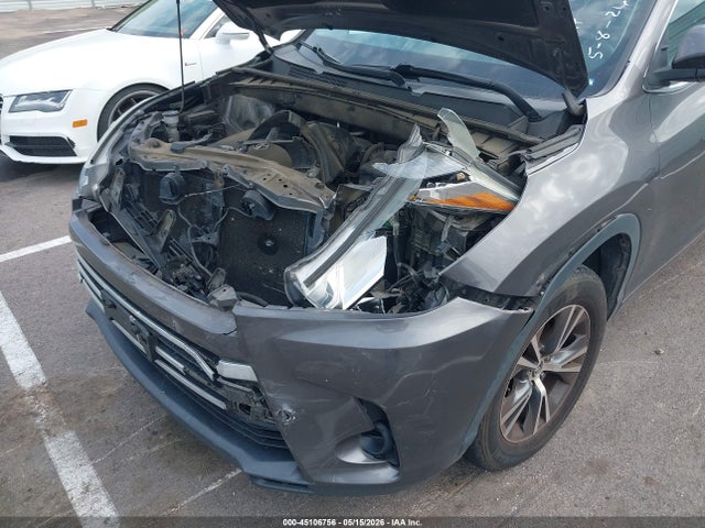 Toyota Highlander Le