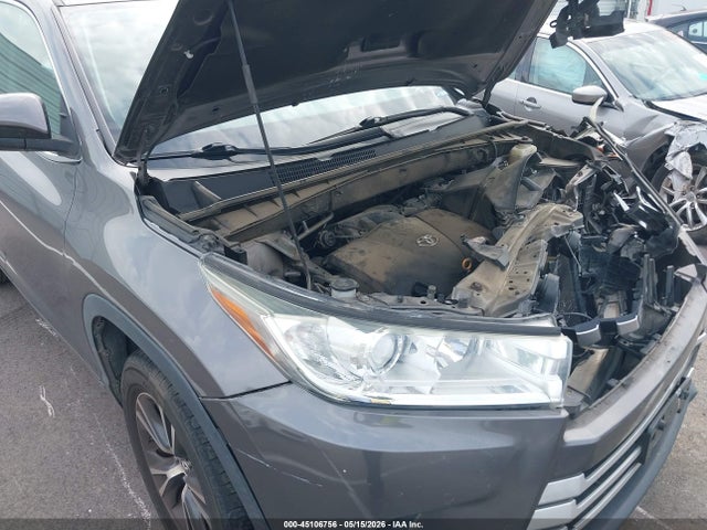Toyota Highlander Le