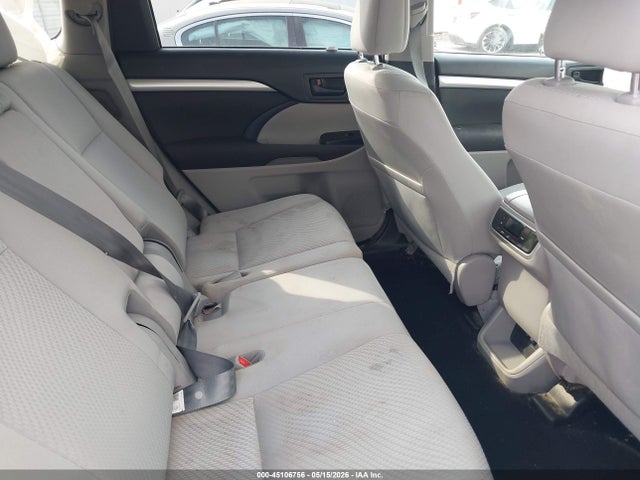 Toyota Highlander Le