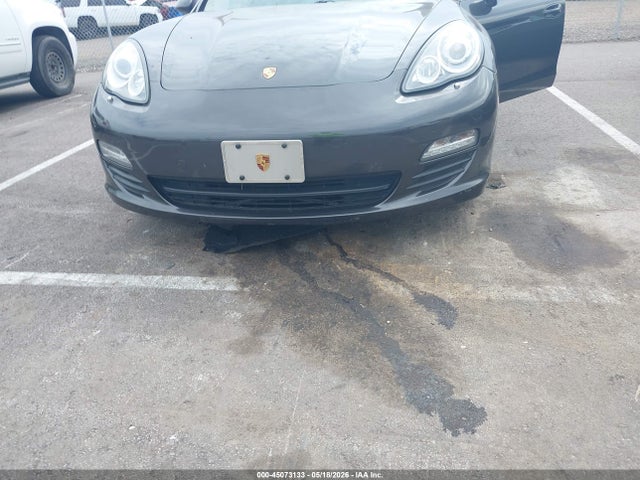 Porsche Panamera 4