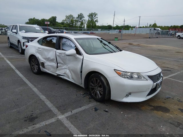 Salvage Lexus Es Image