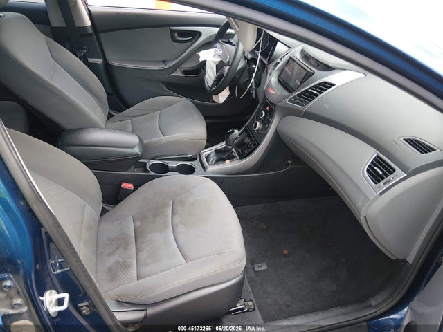 Hyundai ELANTRA Se