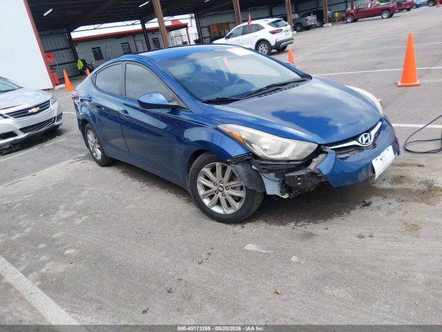 Salvage Hyundai ELANTRA Image