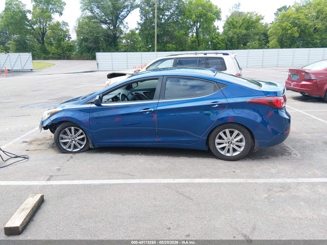 Hyundai ELANTRA Se