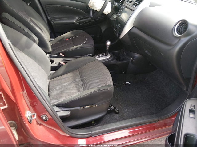 Nissan Versa 1.6 Sv