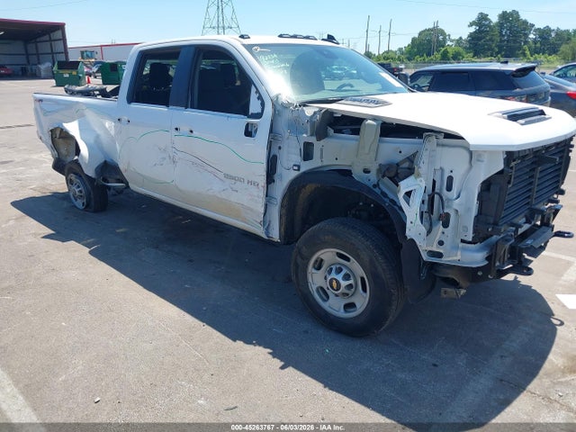 Salvage Chevrolet Silverado 2500 Image