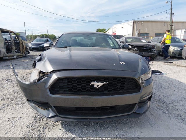 Ford Mustang V6