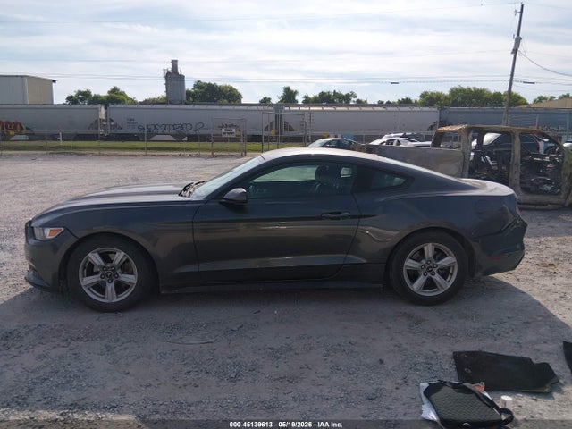 Ford Mustang V6