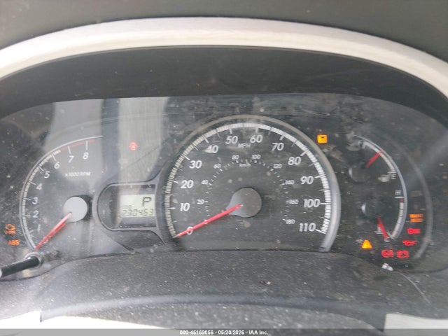 Toyota Sienna Le V6 8 Passenger