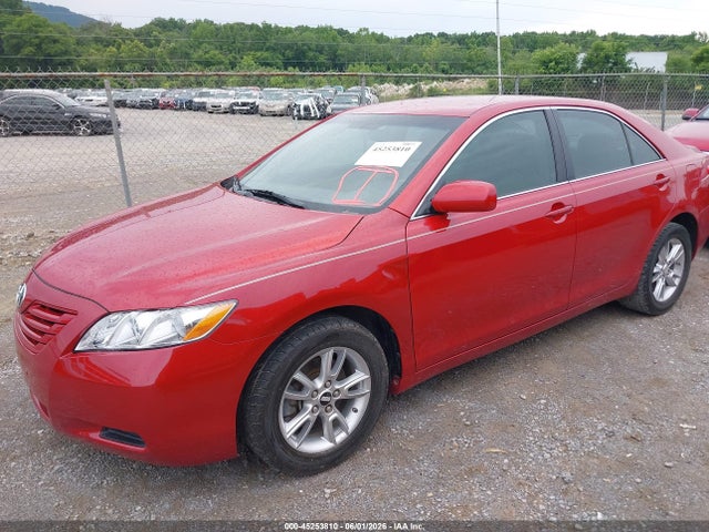 Toyota Camry Le V6