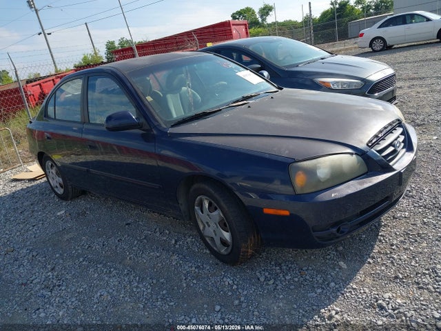 Salvage Hyundai ELANTRA Image