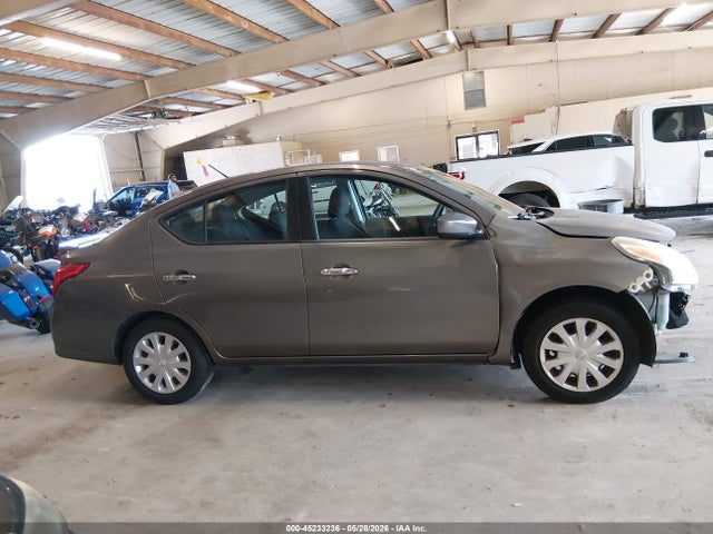 Nissan Versa 1.6 Sv