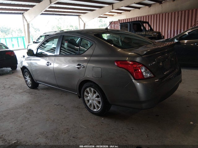 Nissan Versa 1.6 Sv