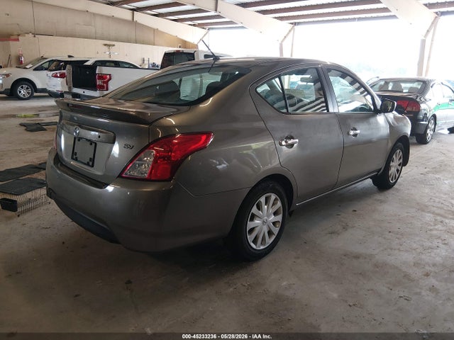 Nissan Versa 1.6 Sv