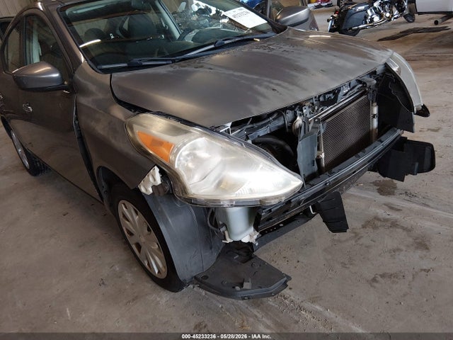 Nissan Versa 1.6 Sv