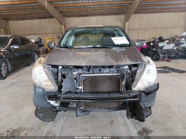 Nissan Versa 1.6 Sv