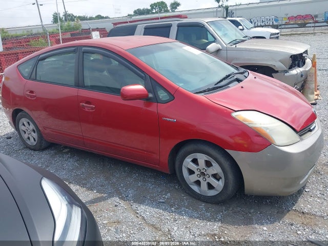 Salvage Toyota Prius Image