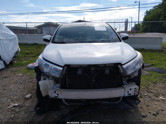 Toyota Highlander Le