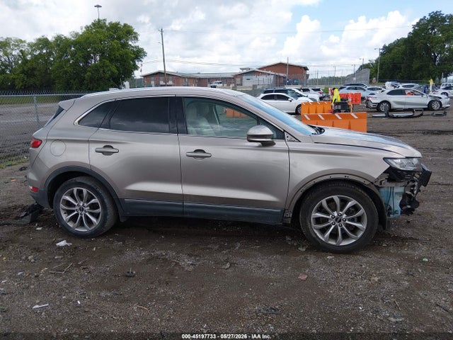 Lincoln MKC Select