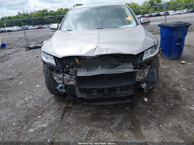 Lincoln MKC Select
