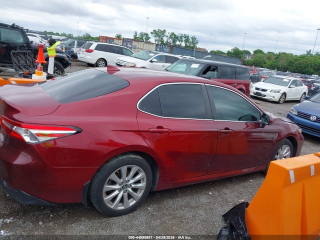 Toyota Camry Le
