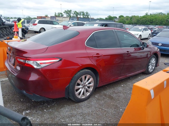 Toyota Camry Le