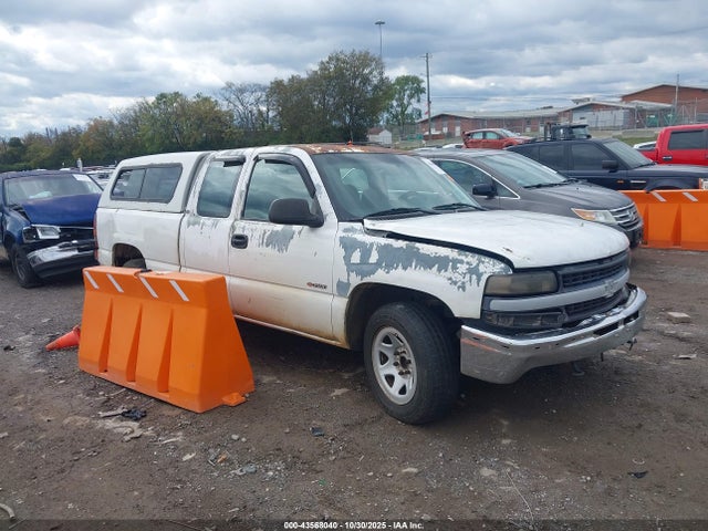 Salvage Chevrolet Silverado 1500 Image