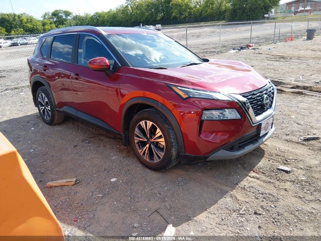 Salvage Nissan Rogue Image
